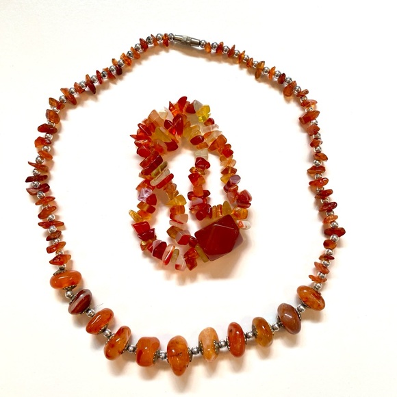 Jewelry - Elegant Amber Necklace and Bracelet Set